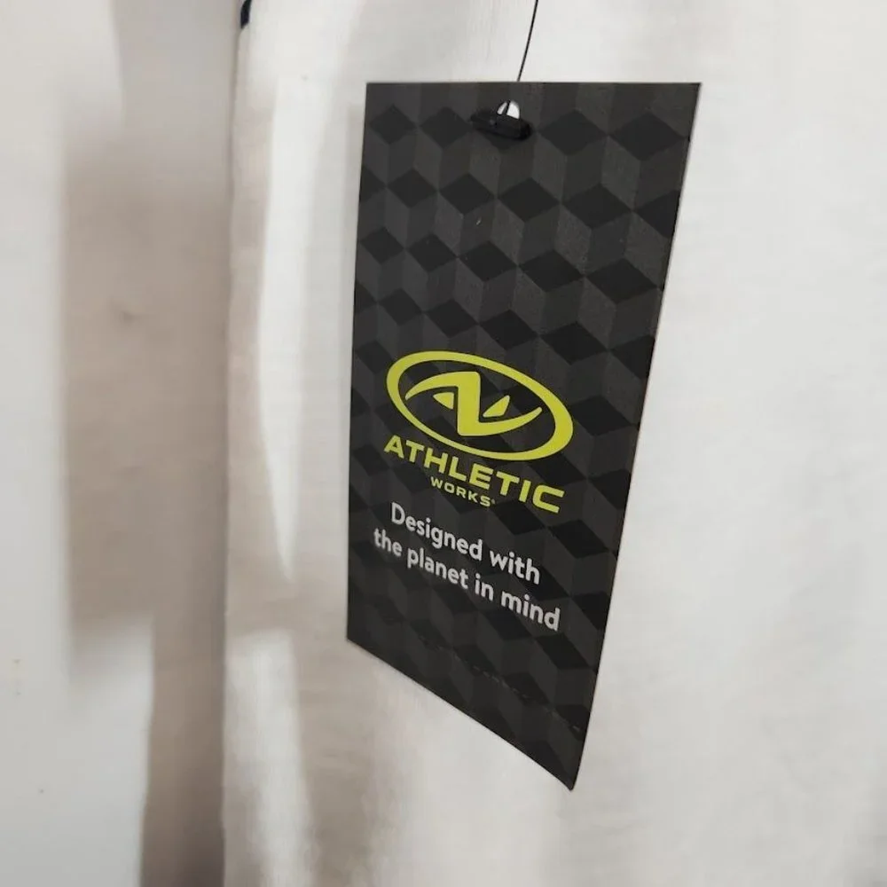Athletic Works Girls Graphic Workout Tank Top‎ in Vivid White - Size XL (14/16)
